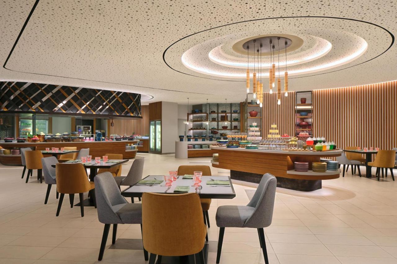 Four Points By Sheraton Surabaya, Pakuwon Indah Extérieur photo