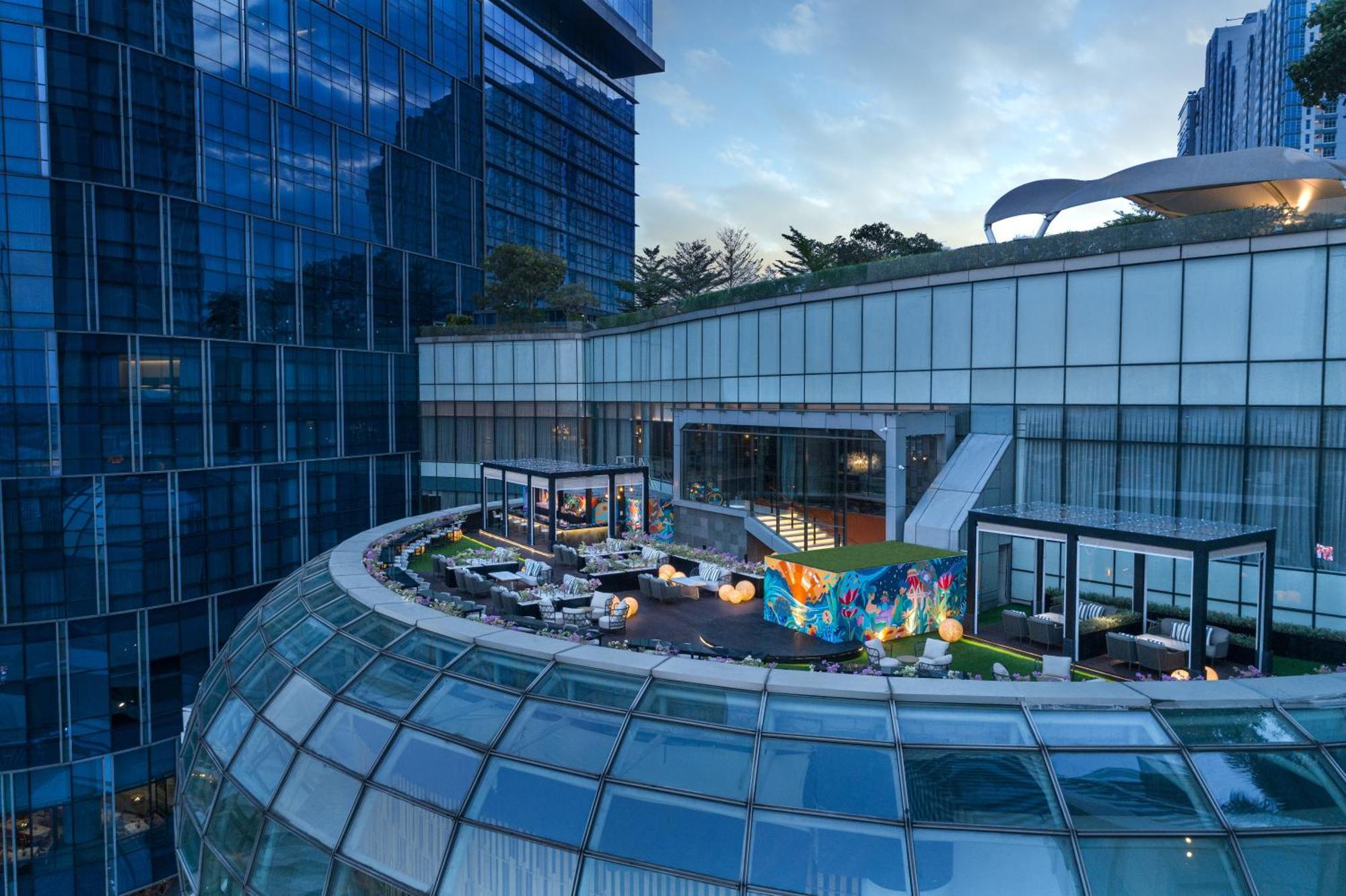 Four Points By Sheraton Surabaya, Pakuwon Indah Extérieur photo