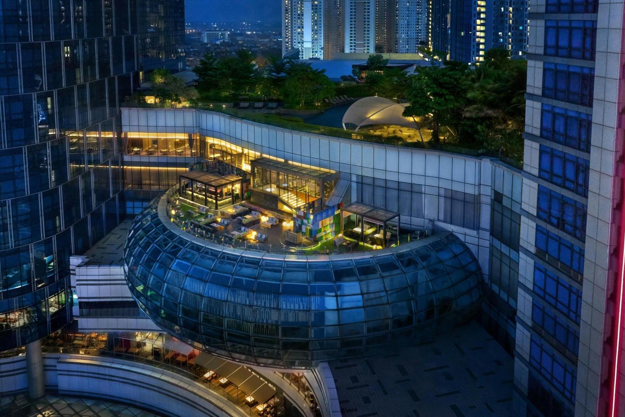 Four Points By Sheraton Surabaya, Pakuwon Indah Extérieur photo